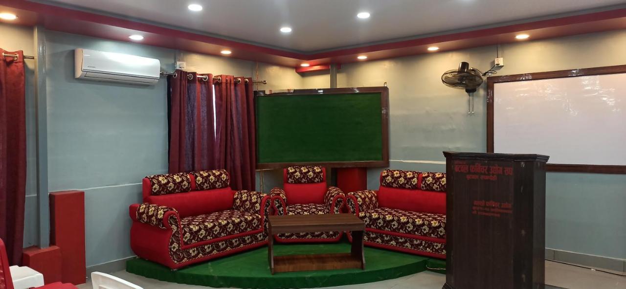 Hotel Royal Chautari, Butwal Dış mekan fotoğraf